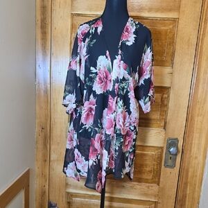 Hello MIZ Pink and Black Floral Wrap Kimono Robe OS